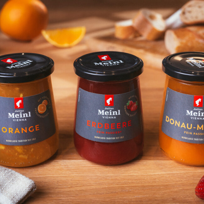 Produktfoto von drei Marmeladen Gläsern